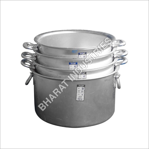 सिल्वर एल्युमिनियम के बर्तन