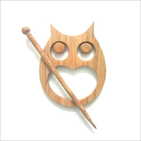 ब्रोच वुड- उल्लू शॉल पिन