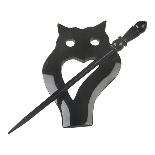 हॉर्न-उल्लू शॉल पिन लिंग: महिलाएं