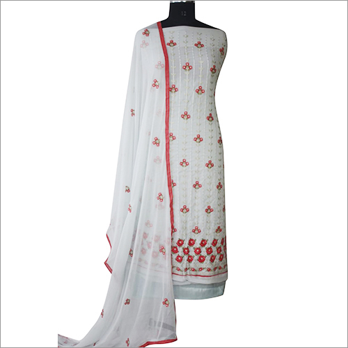 इंडियन लेडीज़ एथनिक सलवार कमीज़