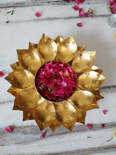 उर्ली गोल्ड प्लेटेड