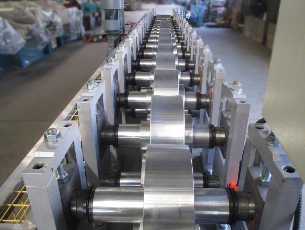 Stud And Track Forming Machine - No.45 Steel, 7500x1200x1500mm | Easy Installation, Continuous Production, Corrosion Resistant, Mitsubishi Plc Control