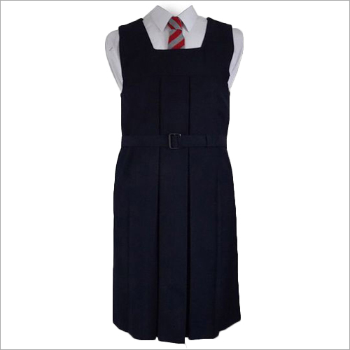 वॉशेबल स्कूल प्लेन पिनाफ़ोर्स