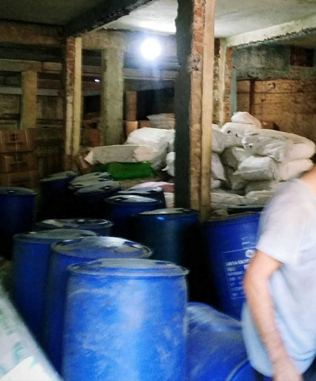Sles Liquid - 200l Drum, Active Matter 70% Min, Blue Liquid, Density 1.05 G/ml, Ph 6.5-8.5 | Biodegradable, Excellent Cleaning, High Foaming, Mild On Skin, Versatile Application