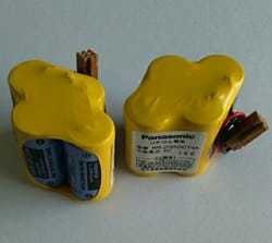 फैनुक सर्वो ड्राइव सिस्टम बैटरी 6v, मॉडल संख्या: Br-2/3 Agct4a नाममात्र वोल्टेज: 6.0 वोल्ट (V)