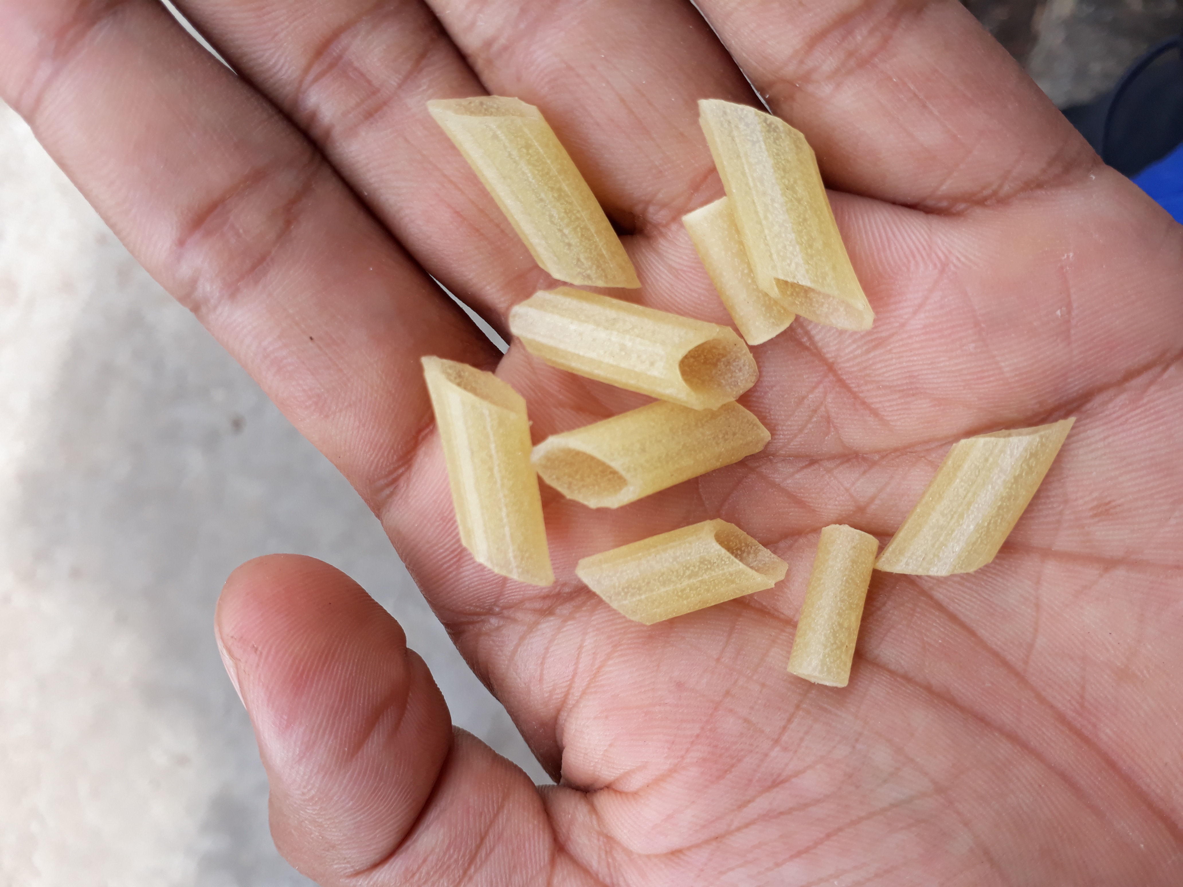 Pasta And Microni Making Machine Capacity: 500 Kg/hr
