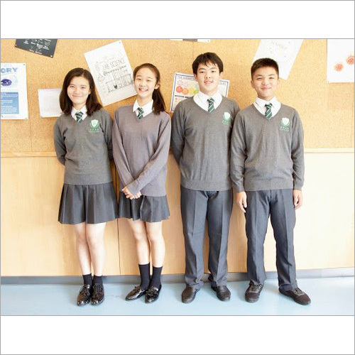 अंतर्राष्ट्रीय स्कूल वर्दी