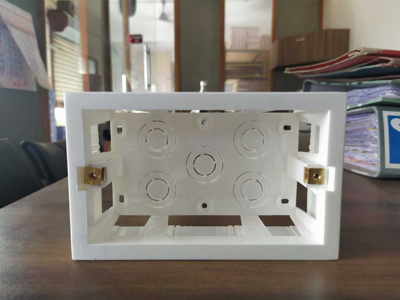 Open Surface Box