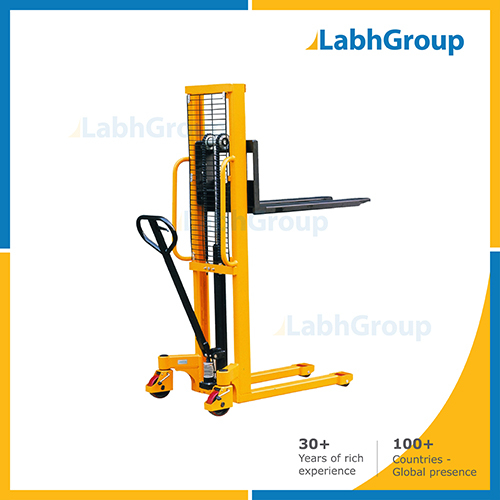 Hydraulic Hand Stacker Capacity: 1500 Kg/Hr
