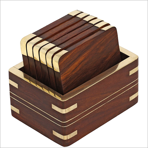 लकड़ी का कोस्टर