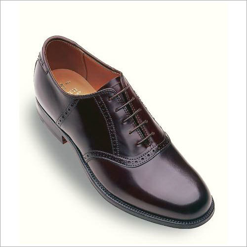 पारंपरिक काठी असली खोल कॉर्डोवन जूते