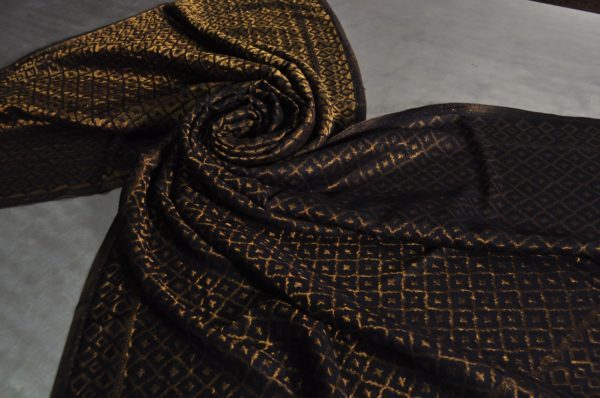 Fine Wool Zari Self Shawls