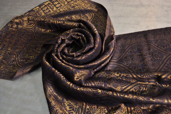 Fine Wool Zari Self Design Stole