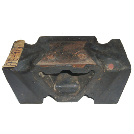 Mercedes Truck Engine Mounting