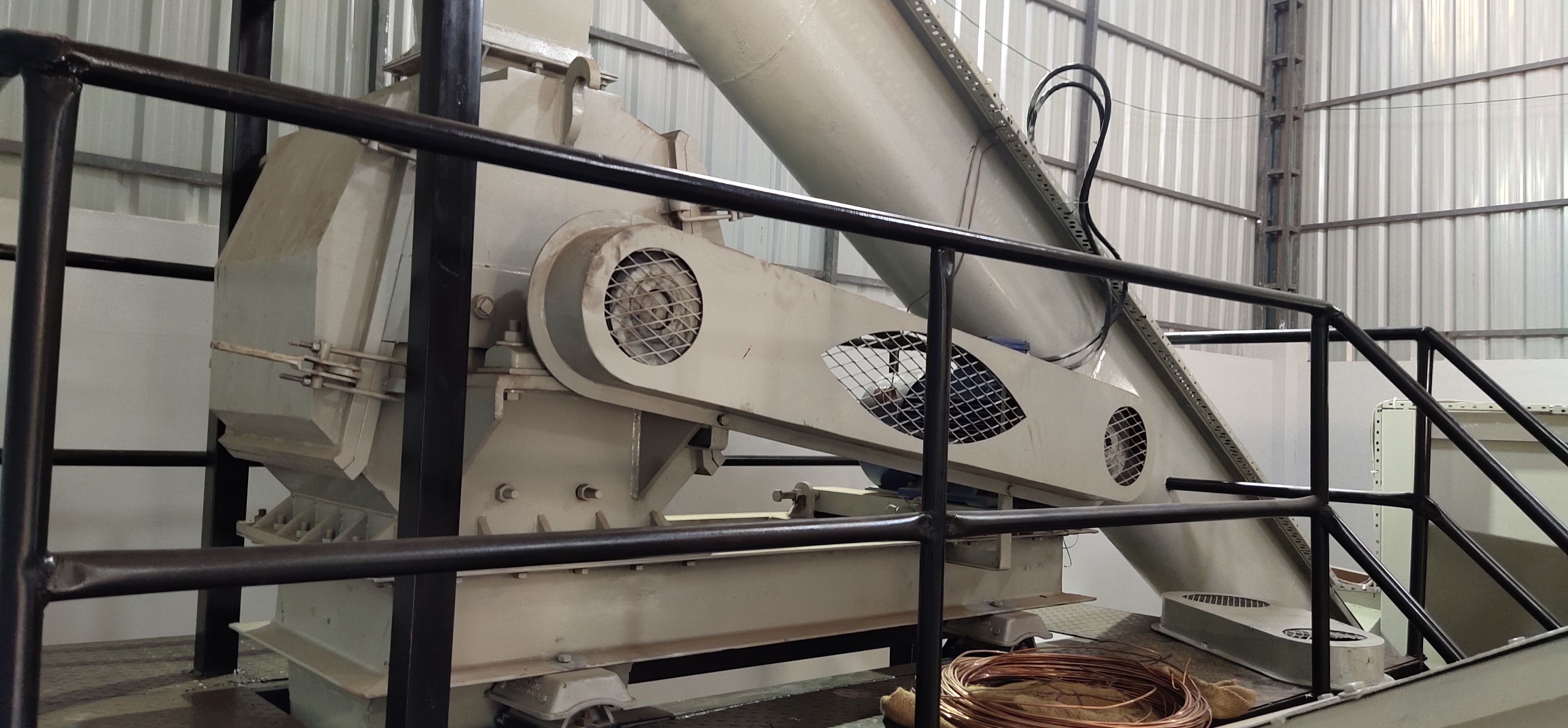 Semi-automatic Hammer Mill By A. S. Engineers
