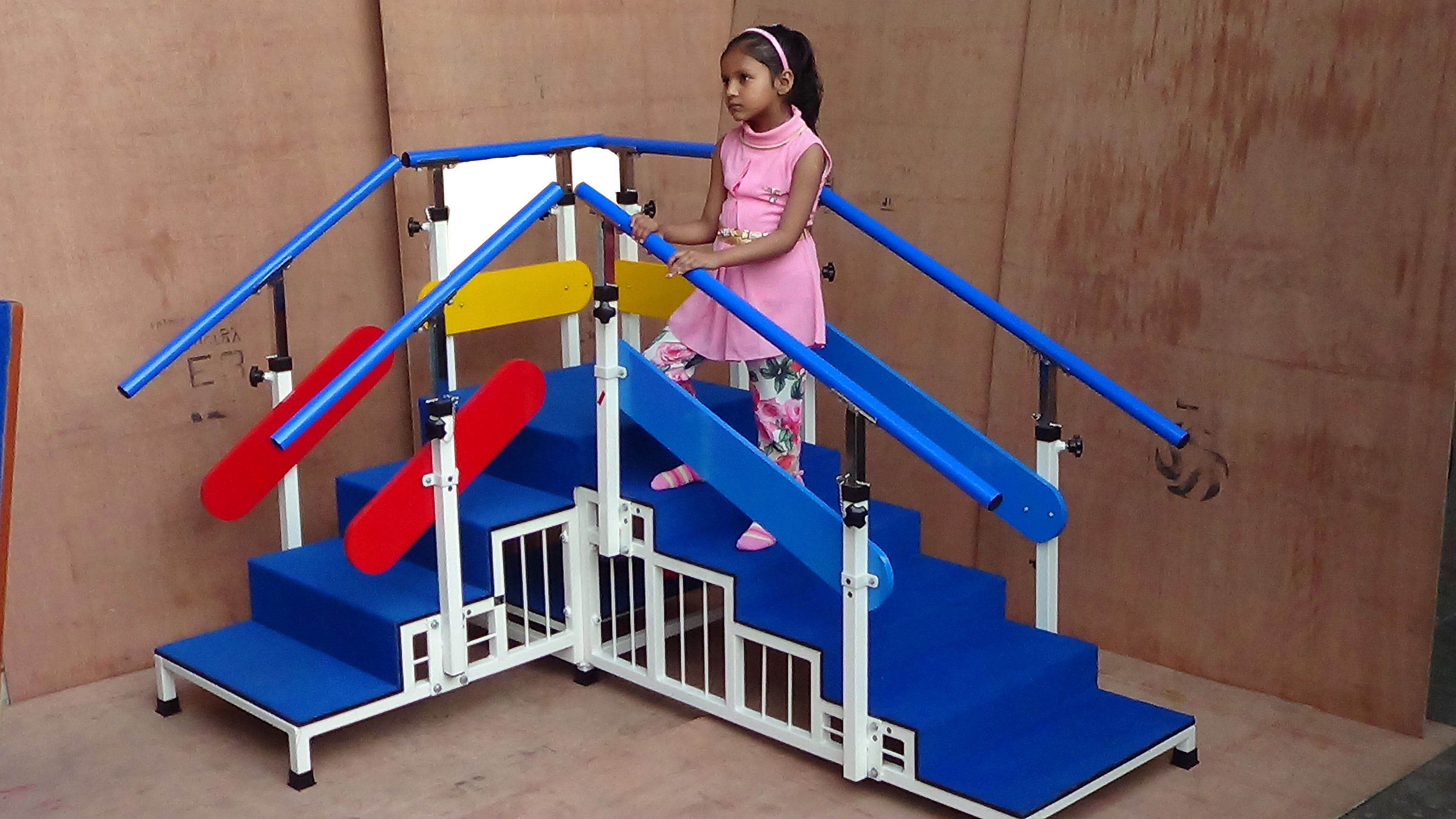 Imi-2951a Exercise Staircase With Tubular Base Child Age Group: Children