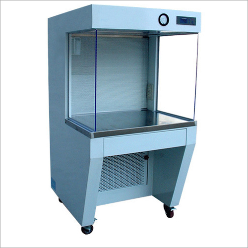 Laminar Airflow Cabinet Voltage: 210 Volt (V)