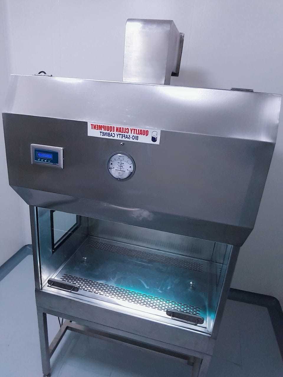 Biosafety Cabinet - Stainless Steel, 610x610x610 Mm | Semi-automatic, Hepa And Pre-filters, <65 Db Noise Level, 220-240v Voltage