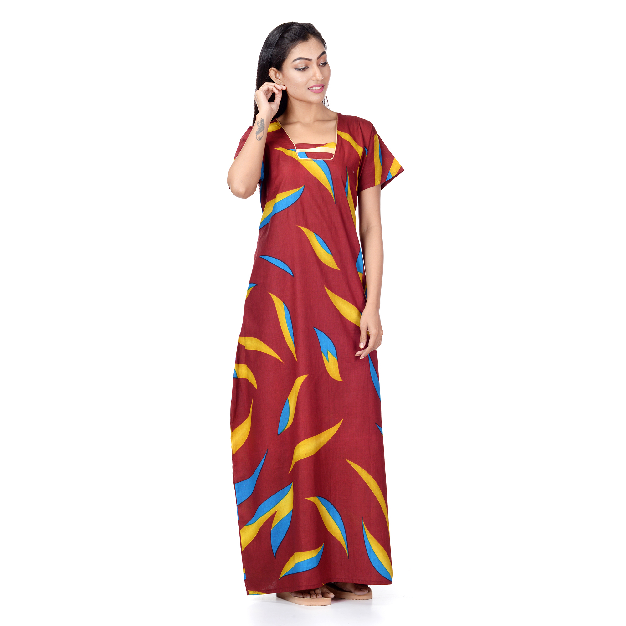 Assorted Colours And Print Cotton Nighty