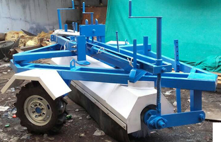Road Sweeping Machine (Broomer)