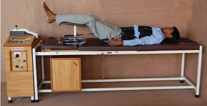 IMI-2725 AKAY HI-TRAC UNIT with 8 Traction Modes (Computerized, with Bed) - Solid-State Circuitry, Three Section Fixed Height Bed, Adjustable Traction Force 05 kg to 60 kg | Suitable for Adults, Children, Elders, and Women, Ideal for Back, Cervical, Joints, Muscles, Nerves, and Shoulders