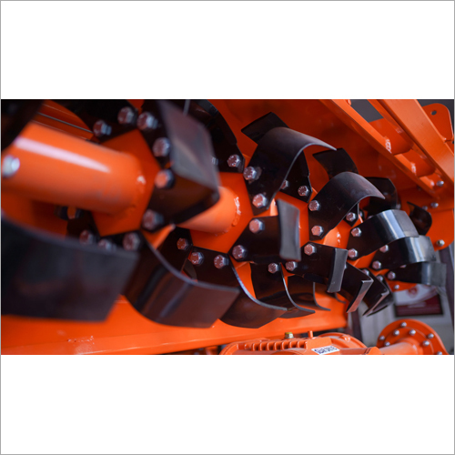 हैवी ड्यूटी ट्रैक्टर रोटावेटर इंजन का प्रकार: 4 स्ट्रोक