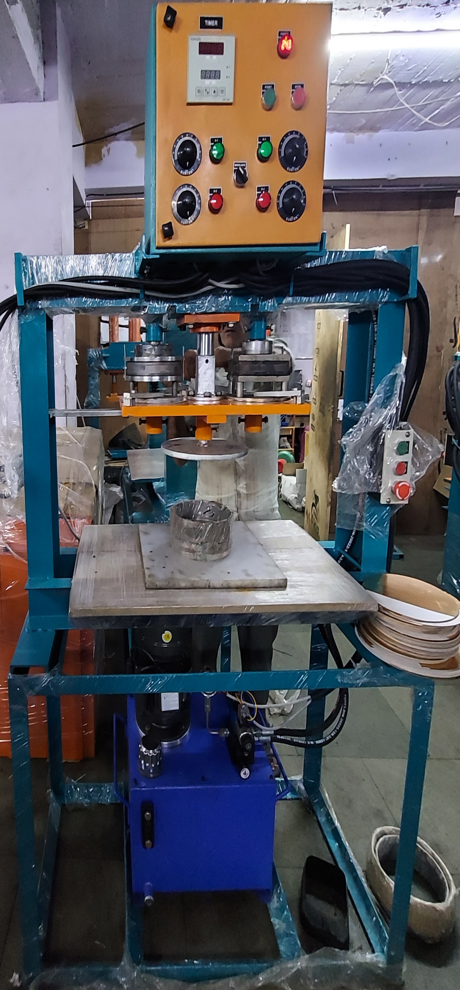 Automatic Hydraulic Paper Plate Machine - Capacity: 40