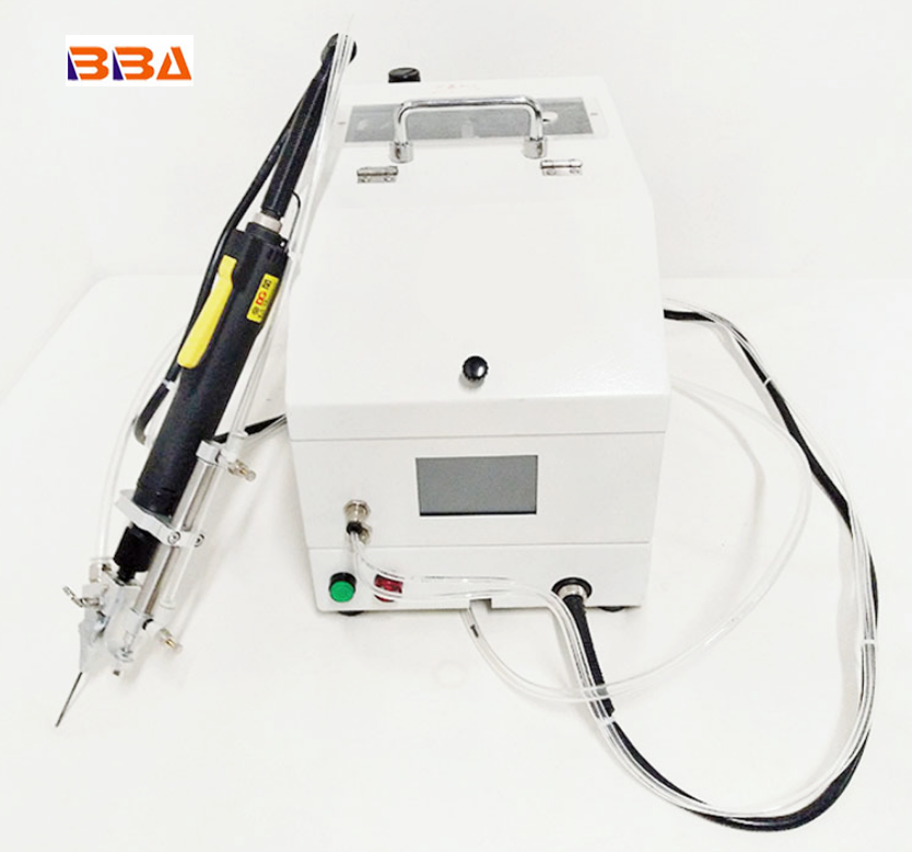 Silver Portable Screw Feeding Machine