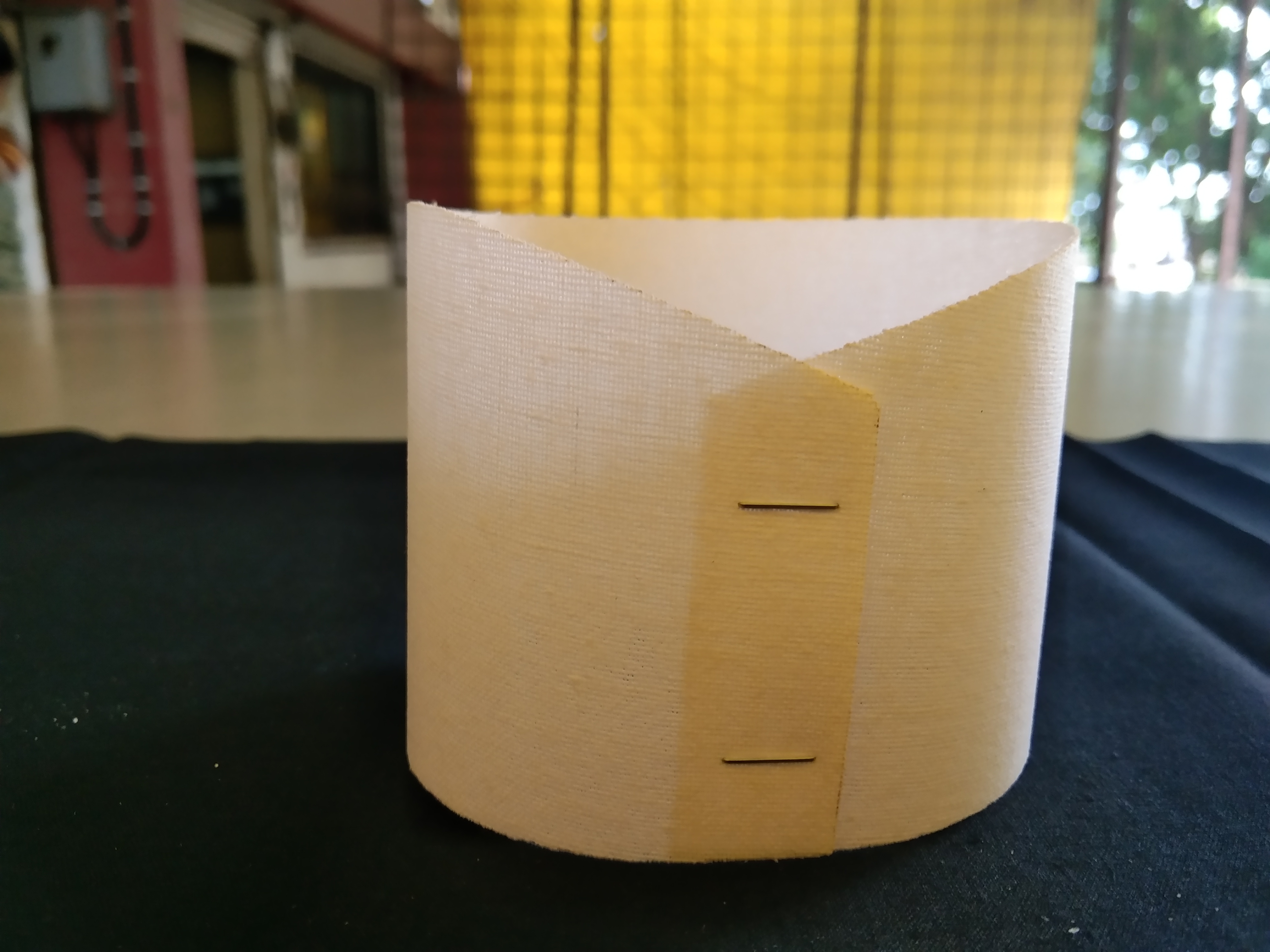 White/black Round Edge & Rectangle Cuffs