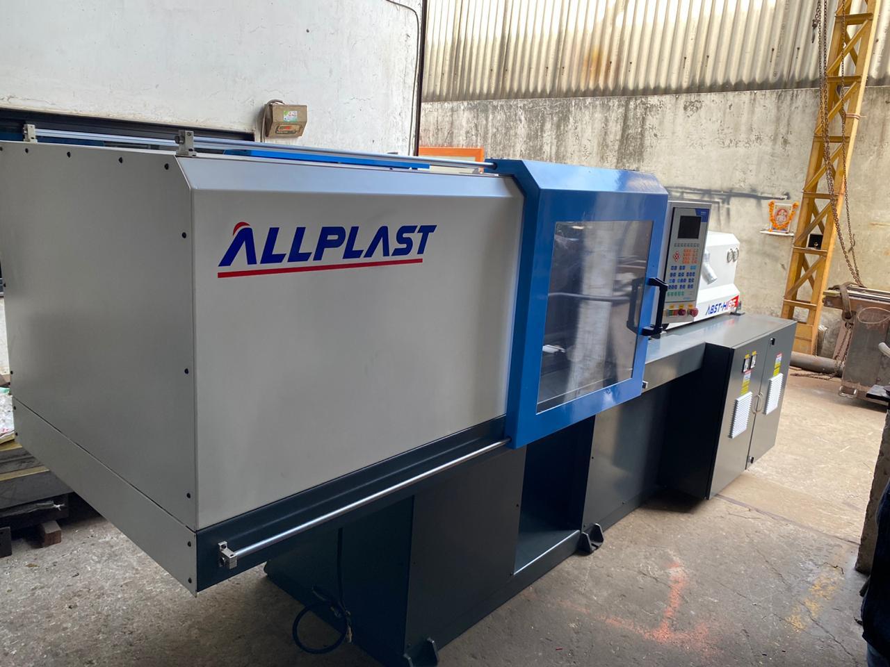 Injection Moulding Machine Clamping Force: 85 To 400 Ton Kilogram-force (Kgf)