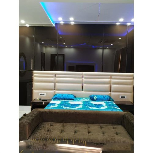 Wooden Double Bed Manufacturer - Feature: Durable