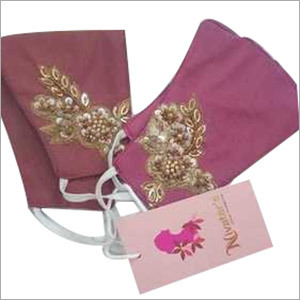 फैंसी फेश मास्क