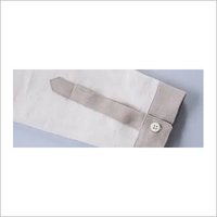 सफ़ेद/काली आस्तीन वाली पट्टी