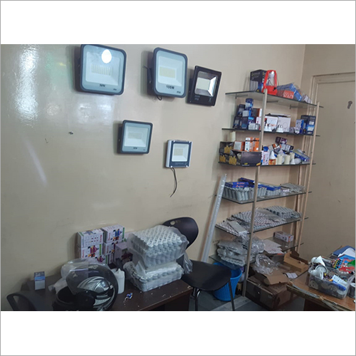 व्हाइट एलईडी फ्लड लाइट इनपुट वोल्टेज: 50 वाट (डब्ल्यू)