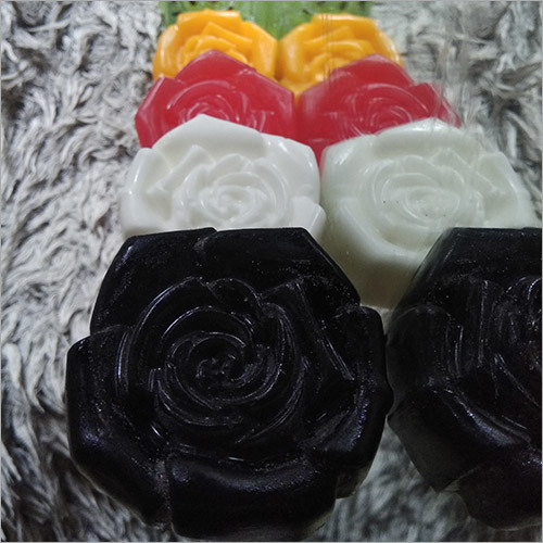 हाथ से बना साबुन