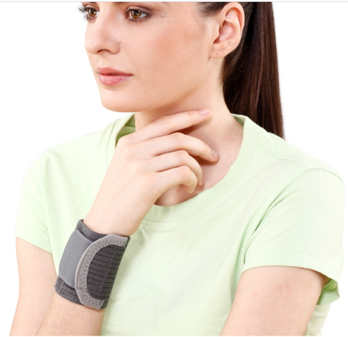 Tynor Wrist Brace With Double Lock E-05 - Extra Porous Materials, Sizes S/M/L, Black Color | Extra Grip, Controlled Compression, Multipurpose Use
