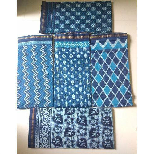 देवियों चंदेरी प्रिंट इंडिगो साड़ी