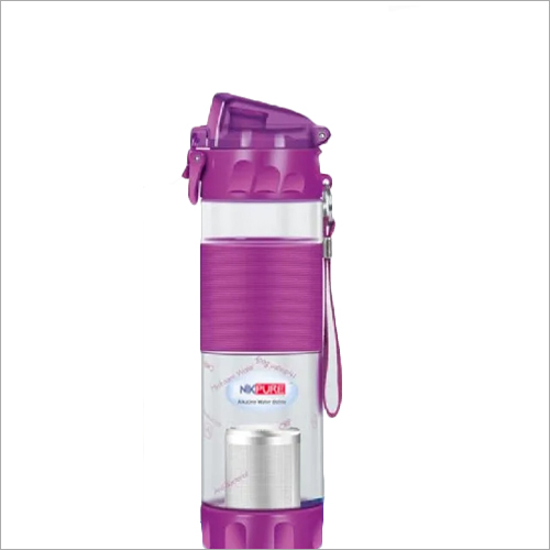 क्षारीय पानी की बोतल