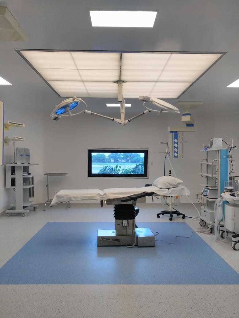 Stainless Steel Modular Operation Theater - 20x20 Sq. Ft, Eco-friendly Design, Paint Coated Finish, Suitable For Hospitals And Medical Colleges