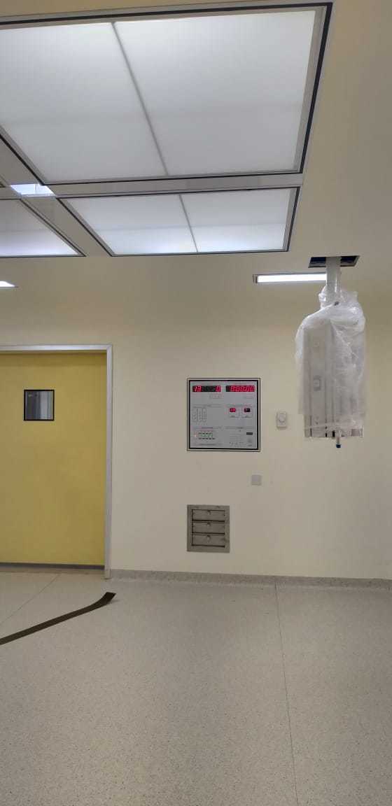 Stainless Steel Modular Operation Theater - 20x20 Sq. Ft, Eco-friendly Design, Paint Coated Finish, Suitable For Hospitals And Medical Colleges