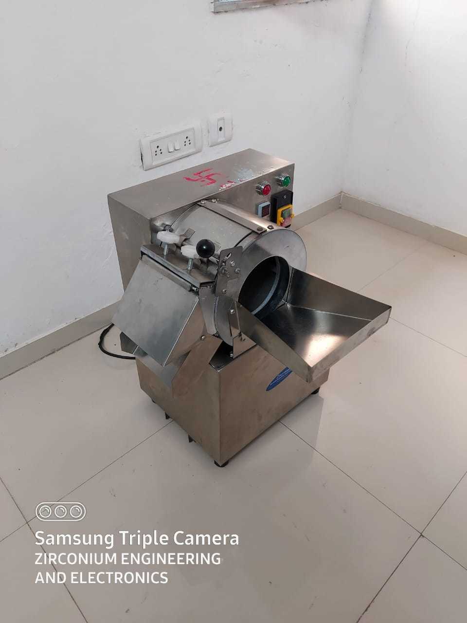 Semi Automatic Vegetable Cutting Machine