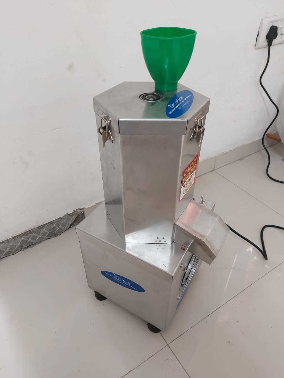 Semi Automatic Small Dry Garlic Peeling Machine Table Top