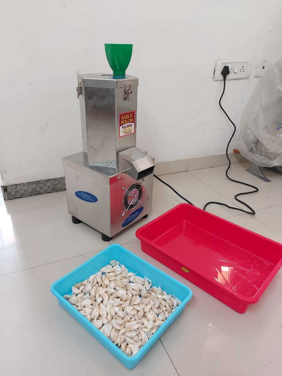 Semi Automatic Small Dry Garlic Peeling Machine Table Top