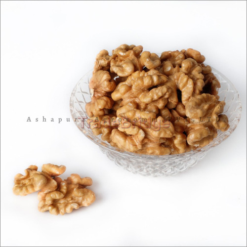 Fresh Walnut - Premium Quality, Normal Taste, Versatile Use for Culinary Applications