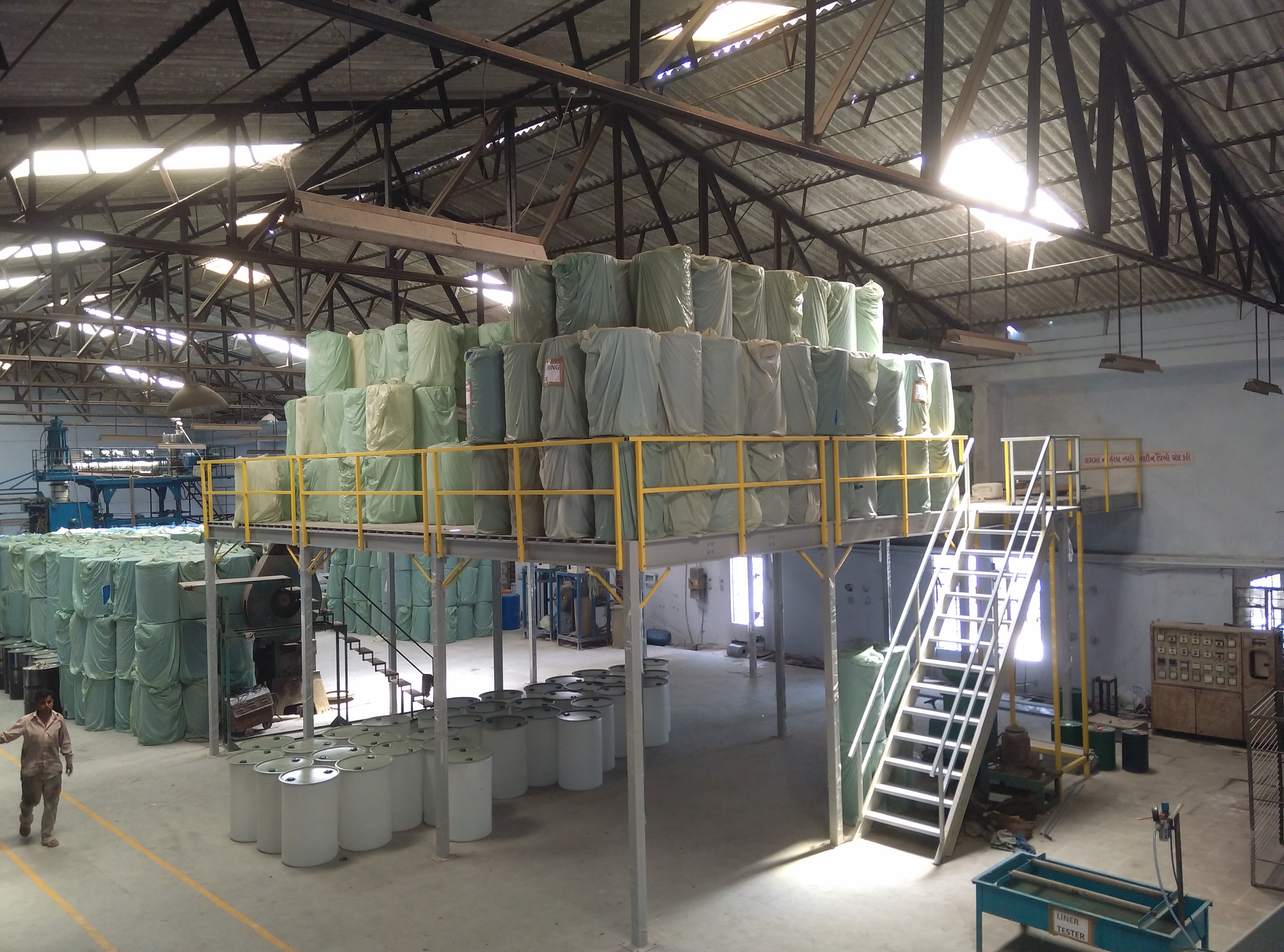 Mezzanine Floor & Mezzanine Supported Racking And Office Cabins