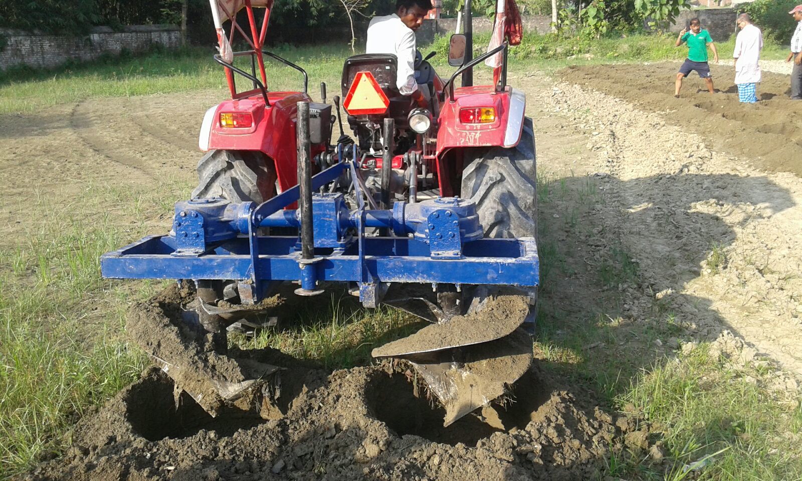 Double Pit Digger For Sugar Cane Planting