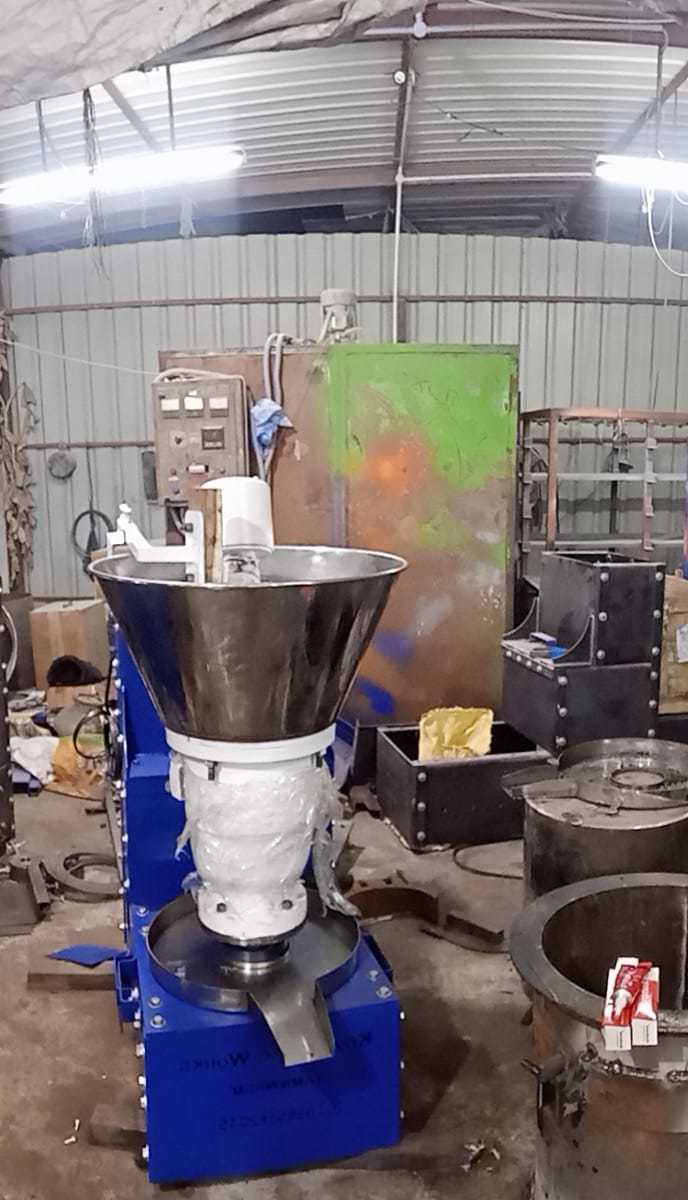 Blue Fully Automatic Rotary Oil Machine