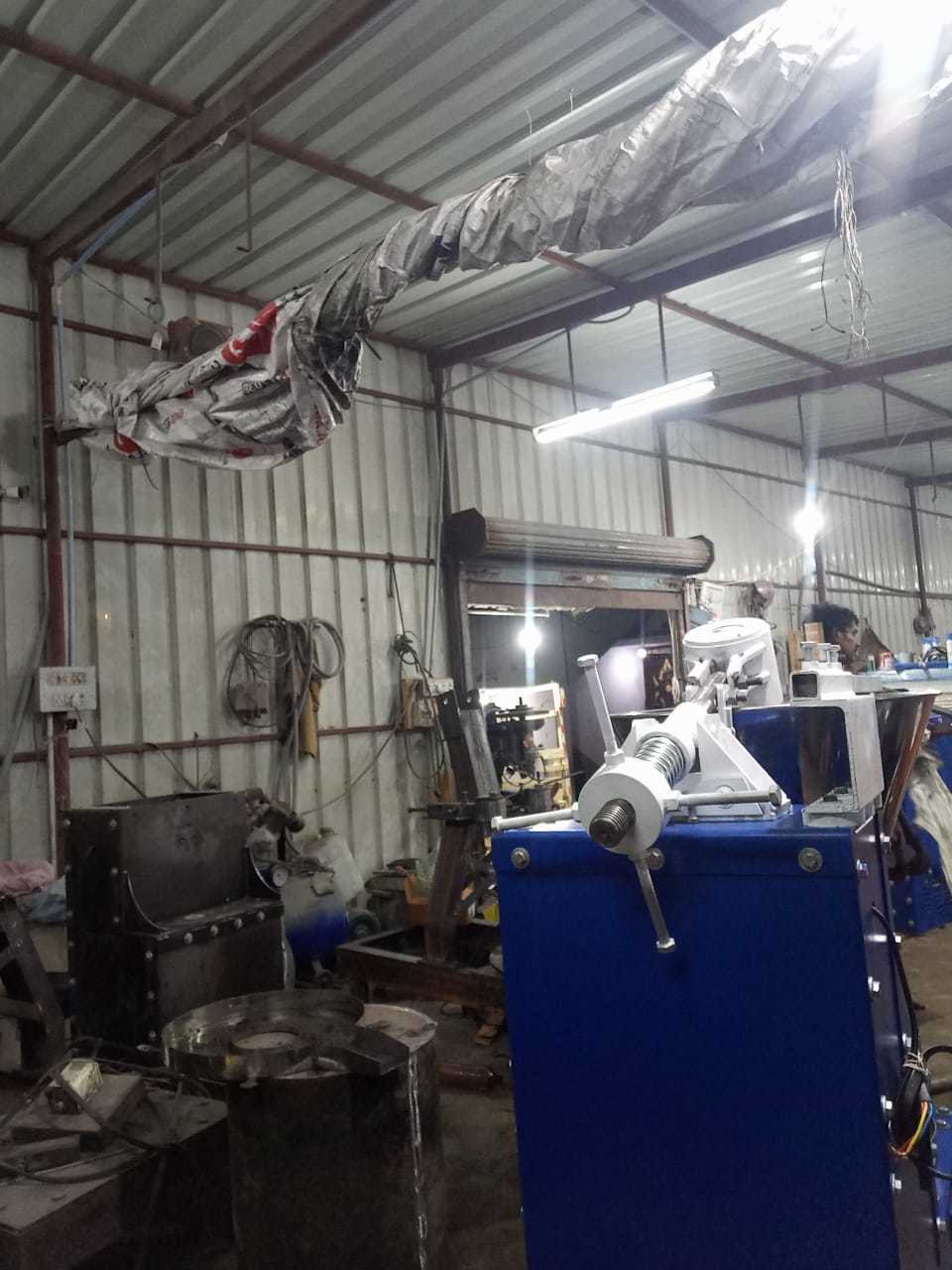 Blue Fully Automatic Rotary Oil Machine