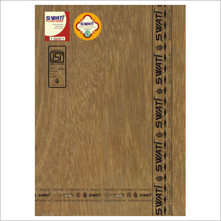 फ्लश दरवाजा