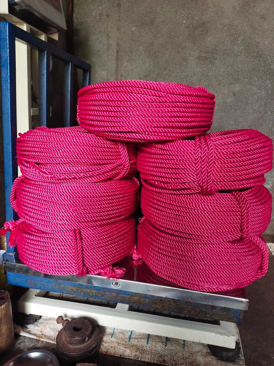 Multi Color Nylon Rope Application: Home And Commercial